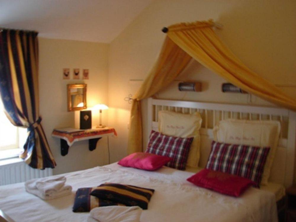 Hotel Restaurant The Kings Head Inn フーレン エクステリア 写真
