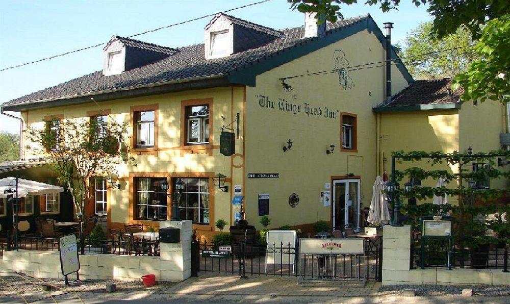 Hotel Restaurant The Kings Head Inn フーレン エクステリア 写真
