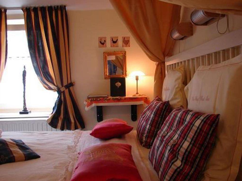 Hotel Restaurant The Kings Head Inn フーレン エクステリア 写真