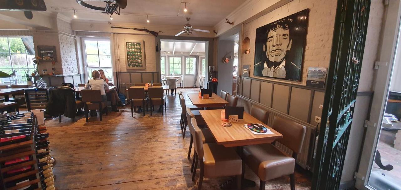 Hotel Restaurant The Kings Head Inn フーレン エクステリア 写真